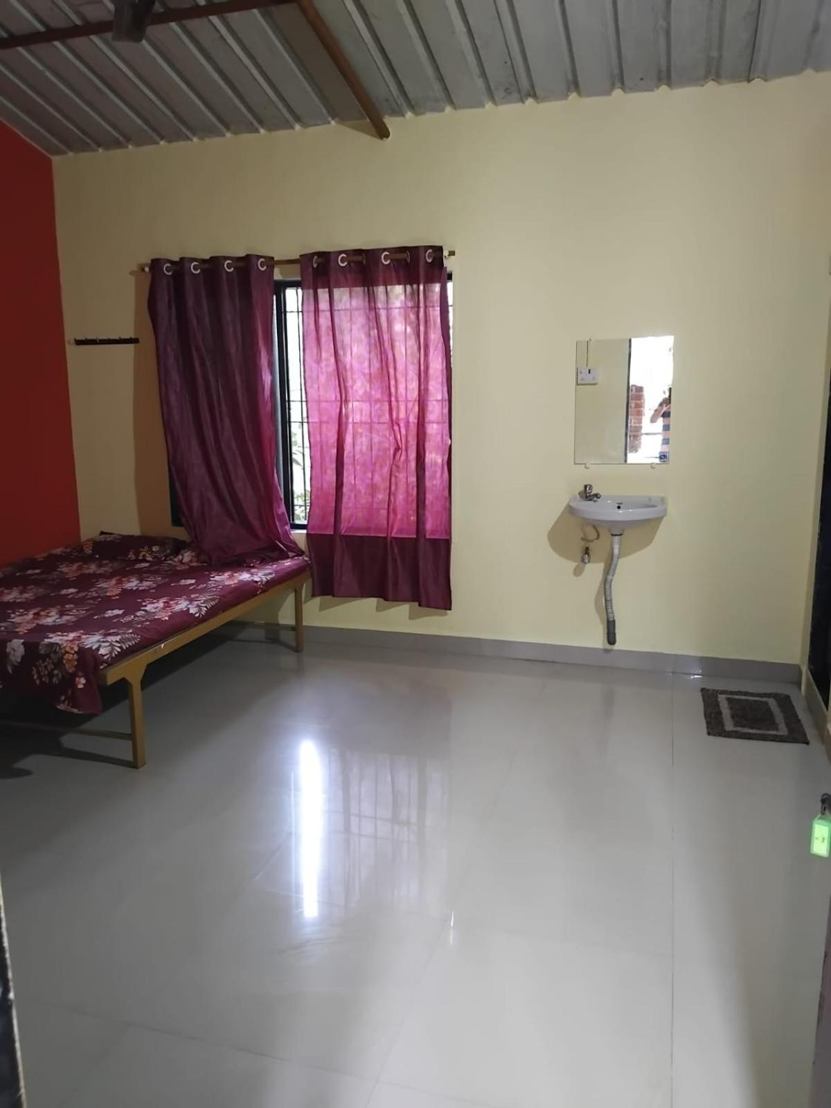 Madhuli Homestay *